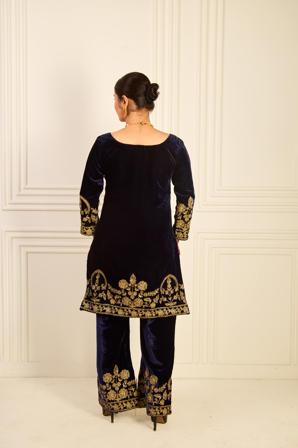 Midnight Blue Velvet Embroidered Set